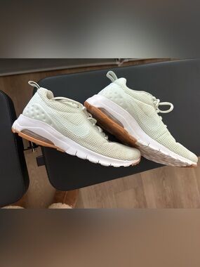 Nike Light Mint Green Mesh Sneakers with White Midsole